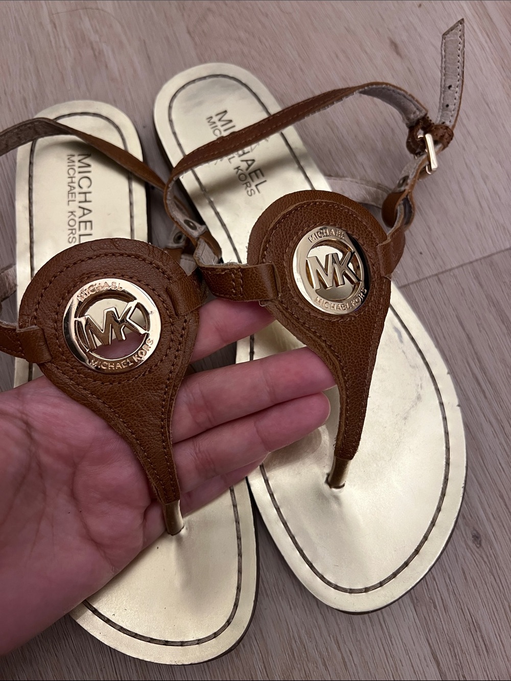 Michael Kors Brown and Gold Leather Logo Thong Sandals - Picture 2 of 2